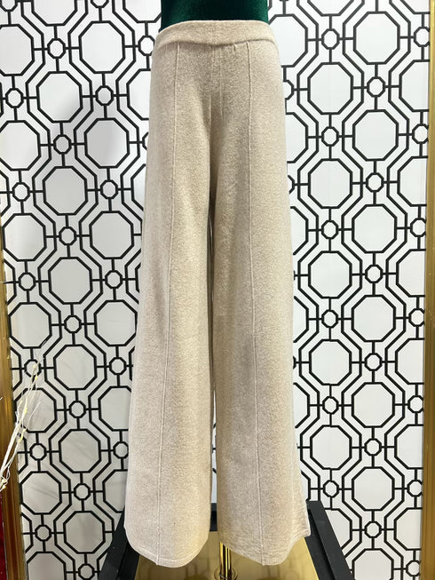CREAM SWEATS